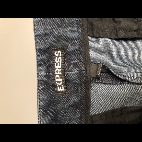 Express jean shorts - Picture 3 of 3